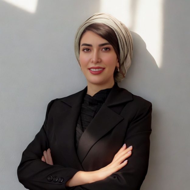 Helya Alizadee